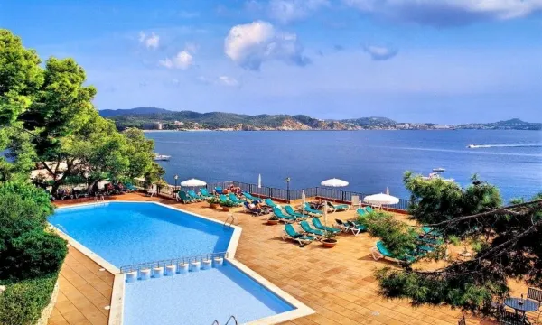 Hotels Cala Fornells: Stunning Beachfront Escapes You’ll Love