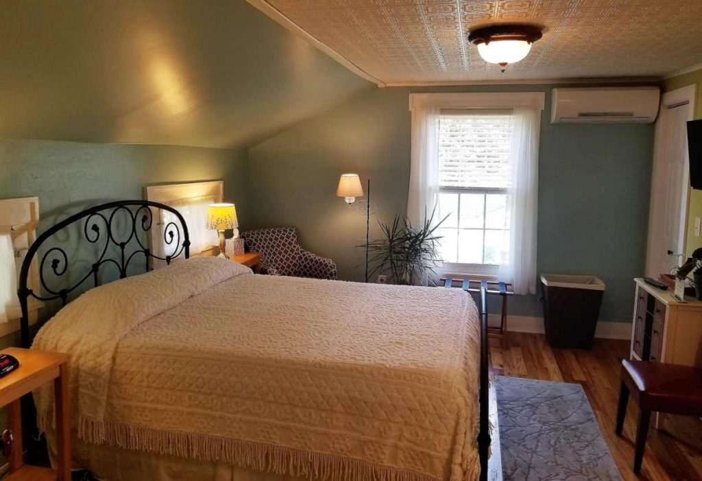 The Blackberry Inn Bed & Breakfast
