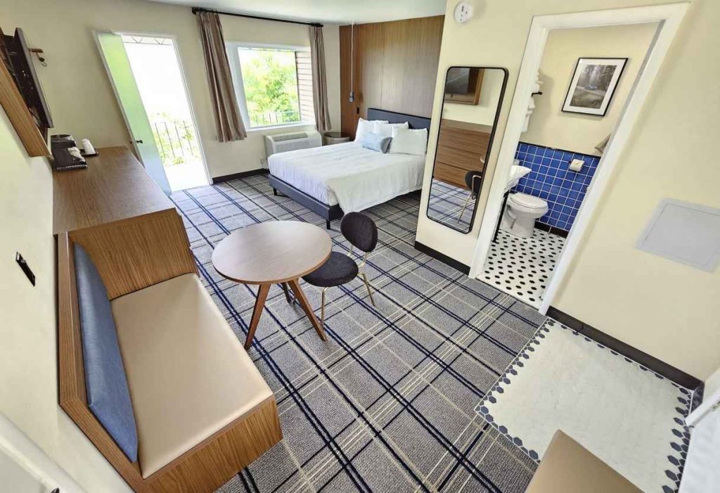 The Hotel Laurel at Seneca
