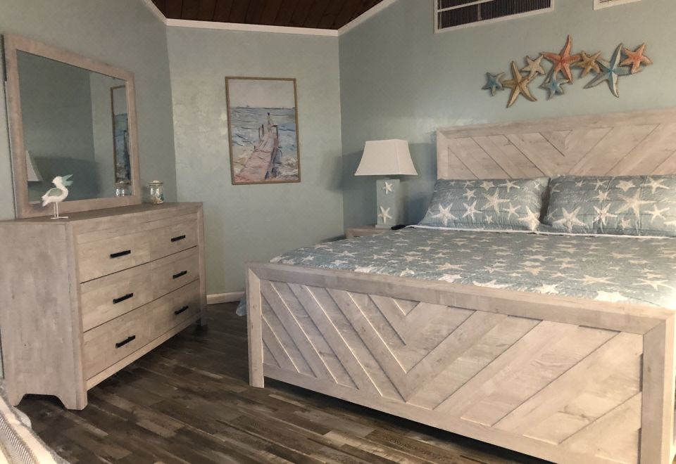 Kon Tiki Inn