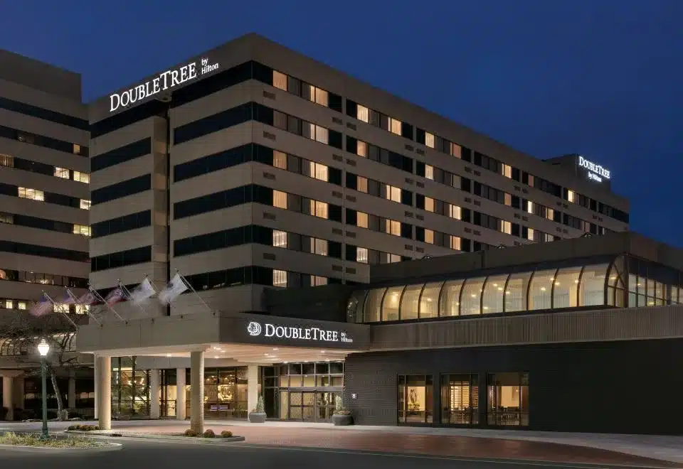 DoubleTree by Hilton Canton Downtown