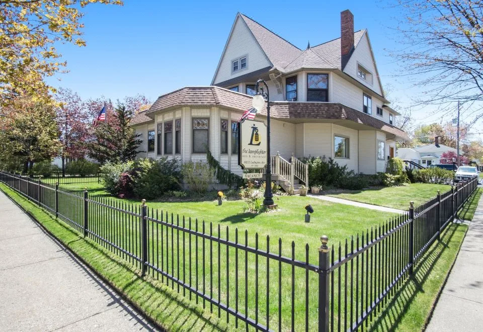 The Lamplighter Bed & Breakfast of Ludington